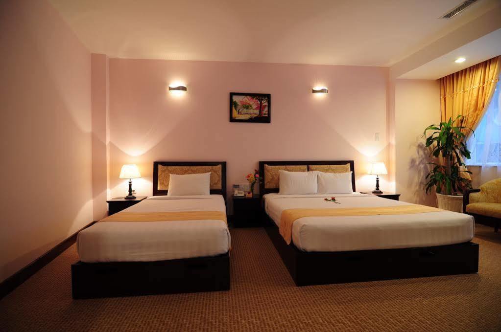 Dong Kinh A Hotel Ho Chi Minh-staden Exteriör bild