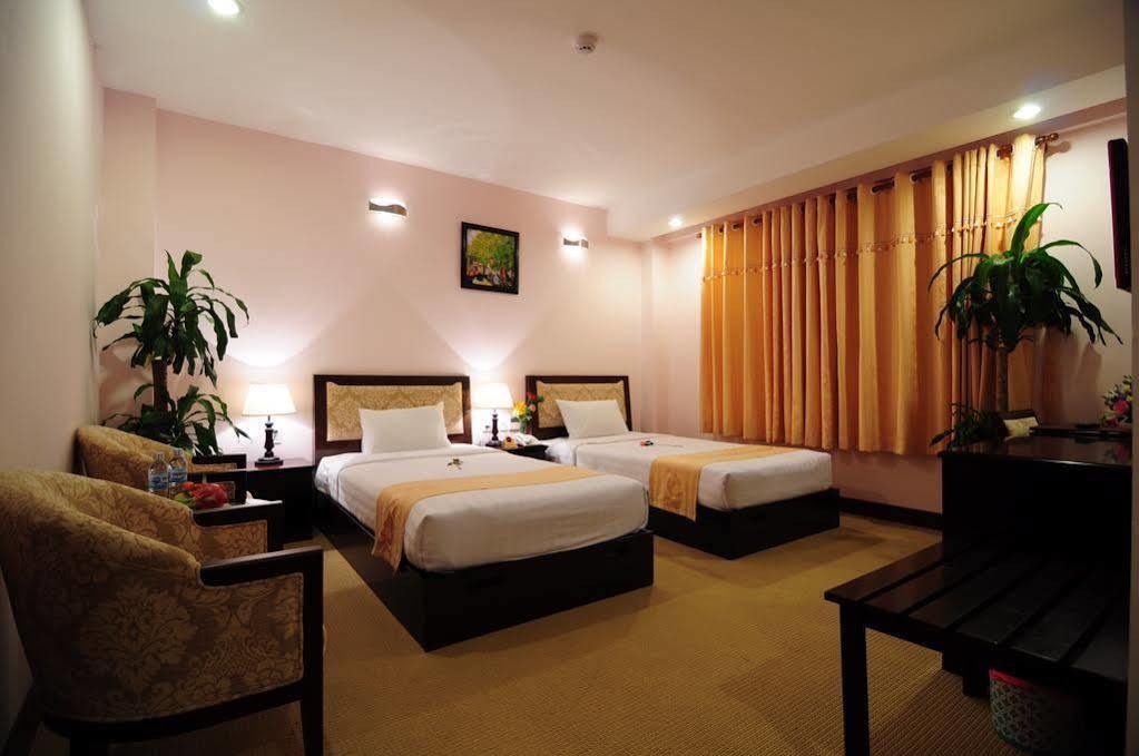Dong Kinh A Hotel Ho Chi Minh-staden Exteriör bild